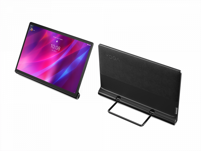 Das Yoga Tab 13 von Lenovo hat einen Akkugriff und einen Klappständer. (Bild: Lenovo)